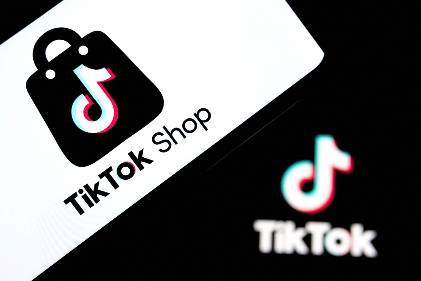 Dịch vụ hỗ trợ xử lý tài khoản TikTok giả mạo